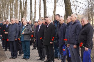 Николай Бакунович принял участие в торжественной встрече ветеранов пожарной охраны в Кировском ДК